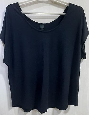 triko: Qısaqol qadın köynəyi – qara rəng Brend: DW Shop Ölçü: 48/50 (etiketdə — 1