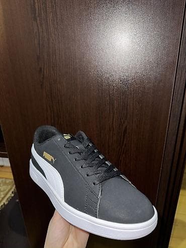 Qadın geyimləri: PUMA kişi krossovkaları - Model: Klassik aşağıprofilli PUMA idman — 2