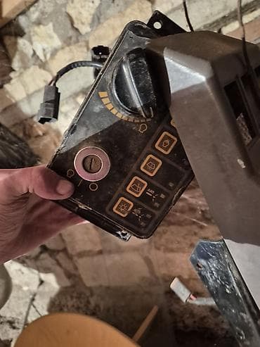 w210 kompressor: Hyundai ekskavator üçün ehtiyat hissələri paketi - İdarəetmə — 5