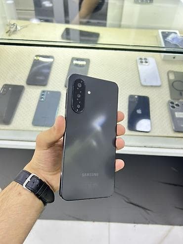 3 birinde printer: Samsung Galaxy A17, 128 GB, rəng - Qara, Zəmanət, Qırıq, Sensor — 1