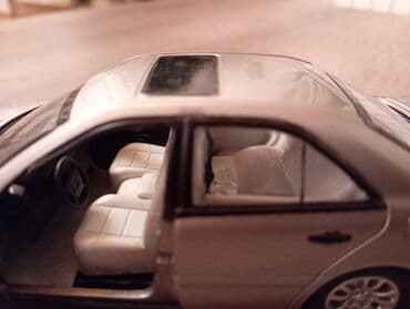 Книги и журналы: Mersedes c 220 modeli kitay istehsalı 1/36 ölcüdədəir .Bu modeli Öz — 4