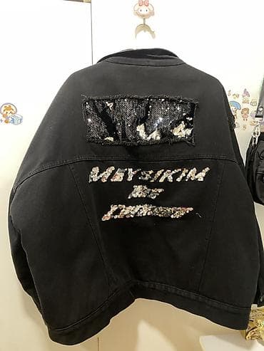 muncuqdan canta: Qara rəngli oversize cins gödəkçə 75 manata alınıb,metroya çatdırılma — 2