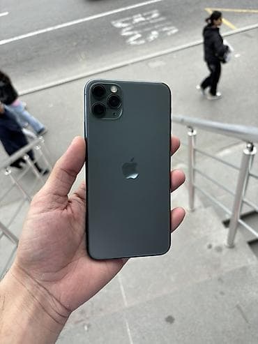 iphone 6s plus barter: IPhone 11 Pro Max, 256 GB, Space Gray — 2