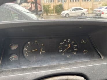 4 qapi niva: QAZ QAZel, 1997 il, motor 2.4 l, Tent, İşlənmiş — 5