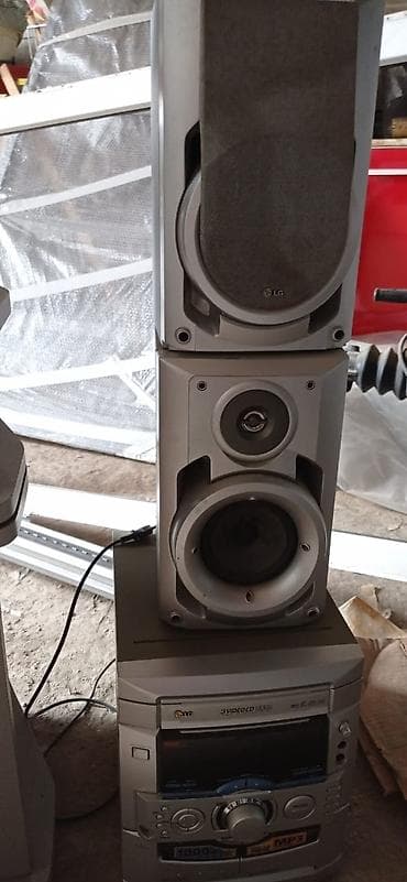 lg musiqi merkezi: Musiqi mərkəzi Musiqi mərkəzinin pultu da var. LG firmasinindi — 3