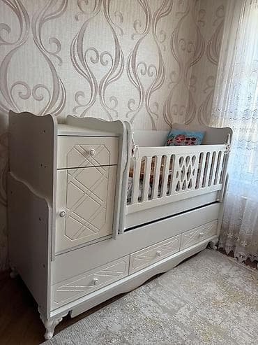 Sabişbaki Yenidir, demek olar ki az islenib,yasadigimiz evde olmayib — 1