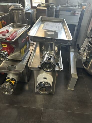 Mağaza avadanlığı: Bogaziçi sənaye tipli ətçəkən (ət dəyirmanı) - Markası/modeli — 1