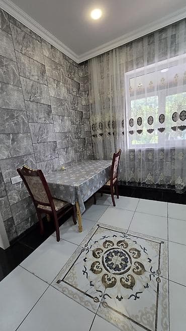 bina az berde: Dağ mənzərəli həyət evi – xüsusi hovuzlu - Yaşayış sahəsi: tək — 10