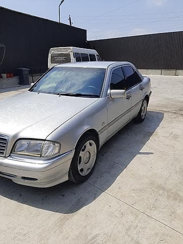 kompressor teh: Mercedes-Benz C-Class: 2.2 l | 1998 il Sedan — 4