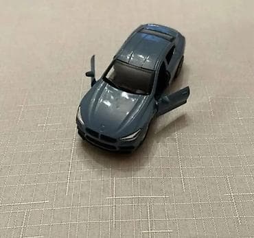 BMW miniatür model avtomobil – metal gövdəli, mavi rəng. Realistik — 2