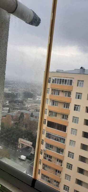 qarayev obyekt: Qaraev metrosuna yaxin 18 mertebeli binanın 16-ci mərtəbəsində — 18