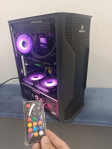 komputer hisseleri: Güclü sistem bloku her bir detalı problemsizdir karobkalari var CPU - — 1