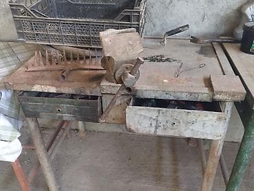 Metall işləri üçün dəzgah – polad karkaslı iş masası və bərkidilmiş