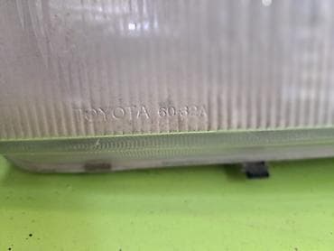 volta vs 1: Toyota faraları (orijinal) - Model: Toyota 6032A / 6032 7676 (şüşə — 2