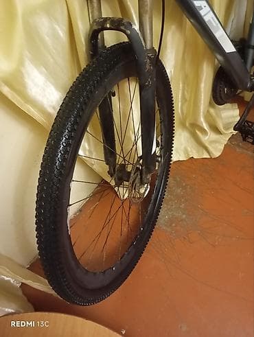 Velosiped ehtiyyat hissələri: Təkərlər: iri dişli off-road protektorlu, 29" sinfinə yaxın böyük ölçü — 5
