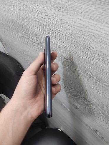 samsung a52 satılır: Samsung Galaxy A52, rəng - Qara, İki sim kartlı — 5