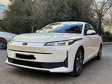 Su nəqliyyatı: Changan Qiyuan A05: 1.5 l | 2024 il 88900 km Sedan — 2