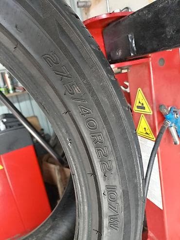 əyləc diskləri: Şin 275 / 40 / R 22 — 2