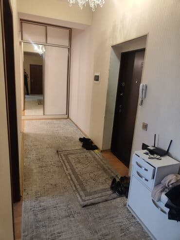 gorədildə satılan evlər: Bakıxanov qəs., 3 otaqlı, Yeni tikili, m. Neftçilər, 106 kv. m — 11