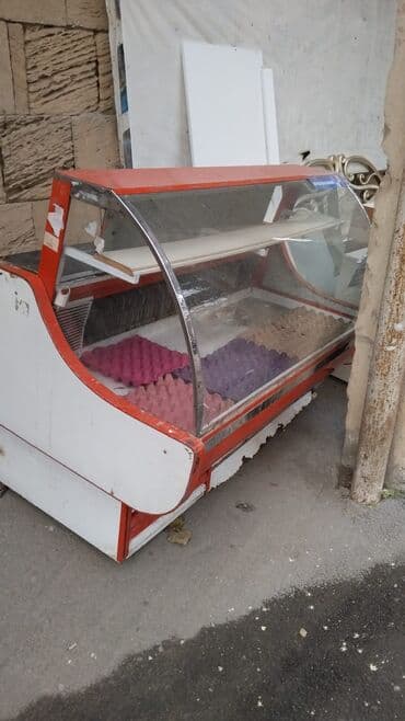 Soyuducu avadanlığı: Soyuduculu vitrin – mağaza, market, kafe və şirniyyat dükanları — 1