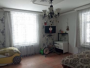 Дома: 4 комнаты, 130 м², Нет кредита, Средний ремонт — 10