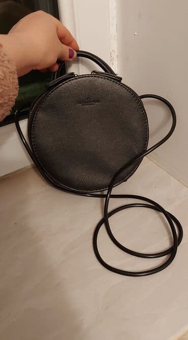 hermes cantası: Sumkalar ela veziyetdedir yumru 8 az digeri 6 az barter — 2