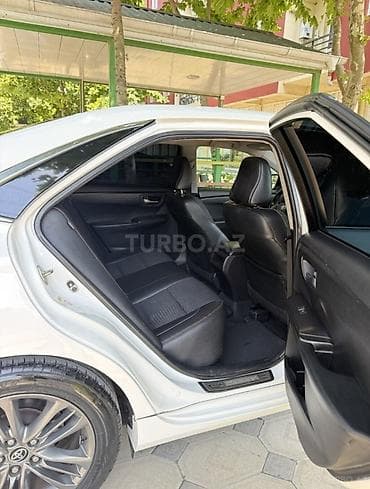 фольксваген пассат 1: Toyota Camry: 2.5 л | 2015 г. Седан — 10