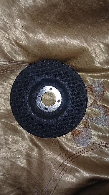 Alət dəsti: bağ qayçısı və bucaqdaşlayan üçün flap disk - Bağ — 2