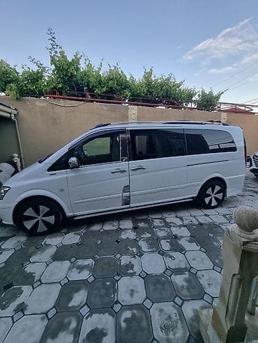 qaz 53 su: Mercedes-Benz Vito: 2.1 l | 2011 il Van/Minivan — 5