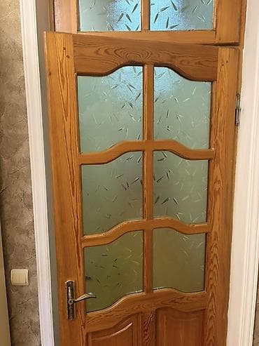4 ədəd eyni qapı ölçüsü 90*240sm Başında framuqa ilə Taxta şüşəli