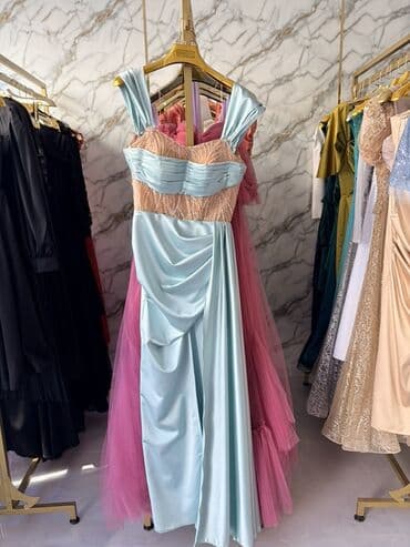 Zərif ziyafət/gecə geyimi - Model: atlas toxumalı uzun don - Rəng