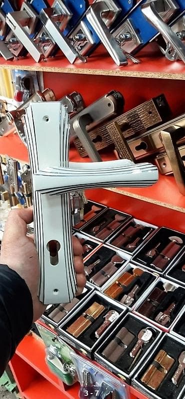 qaplar ev: Qapi zamoklari istenilen çeşidler mövcuddur bareller petleler — 5