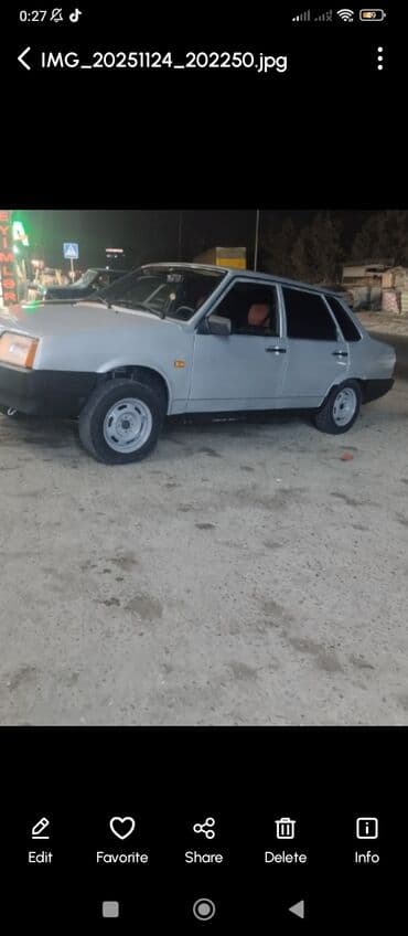 korobkalar vaz: Model: VAZ 21099 (Lada Samara), 4 idyal masin isdyener narhat ede — 5