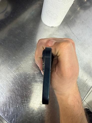 iphone 11 islemis: IPhone 14, 128 GB, Midnight, Simsiz şarj, Face ID — 5