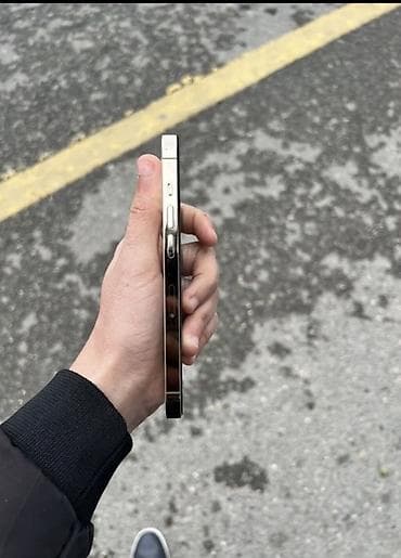 IPhone 15 Pro, Blue Titanium — 4