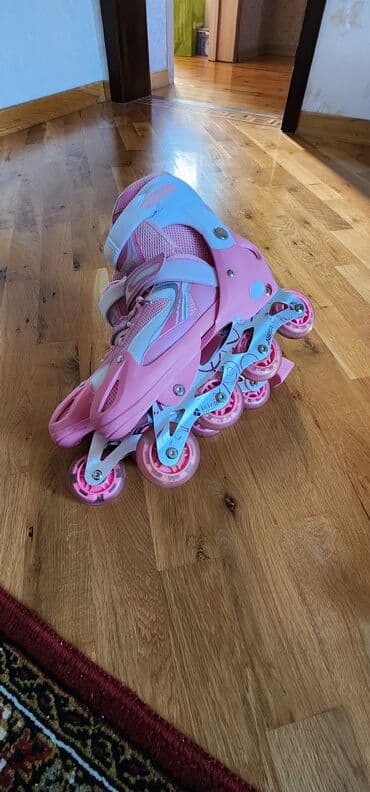 детские защитные шорты для роликов: Çəhrayı rəngdə uşaq rolikləri rahatlıq və təhlükəsizlik üçün nəzərdə — 2