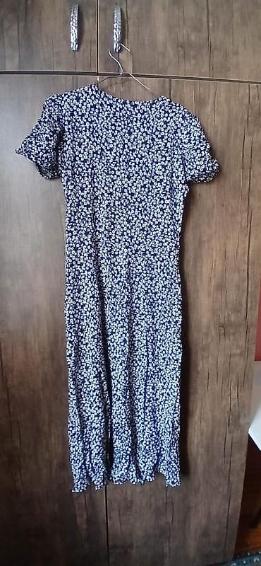 Платья: Mavi-ağ çiçək naxışlı qadın donu - Üzərində xırda ağ çiçəklər olan — 1