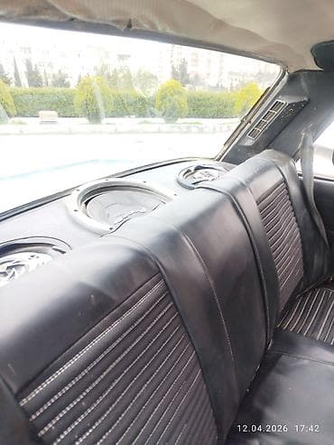 06 lada: VAZ (LADA) 2106: 1.3 l | 1992 il 39000 km Sedan — 7