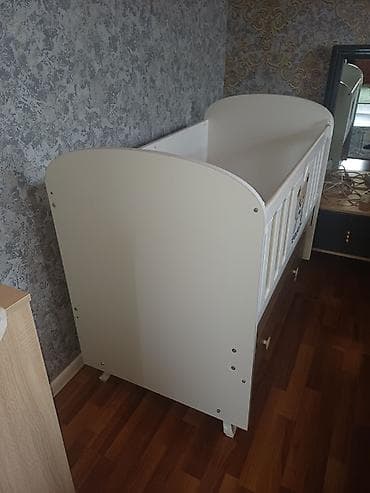 iwlenmiw carpayi: Oğlan və qız üçün, İşlənmiş, Çarpayı, Bazasız, Matras ilə, Siyirməli — 3