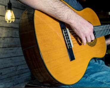 gitara washburn: Washburn klassik gitara 
Model: C40
Canta hediyye — 2