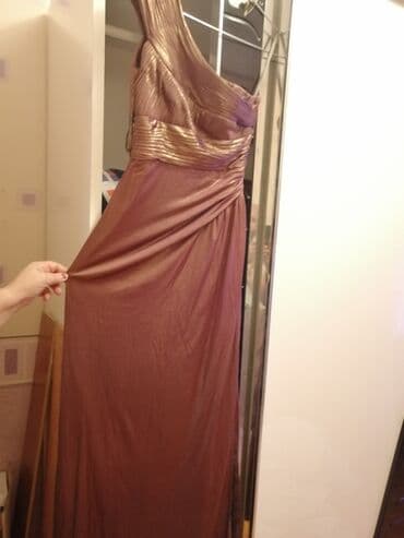 Ziyafət paltarı. Zaradan alınıb. 1dəfə geyilib. İncə xanımlara uyğun