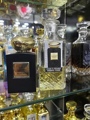 qara cins: Armani/Privé – Rose d’Arabie ətiri - Qızılgül temalı şərqli ətir — 1