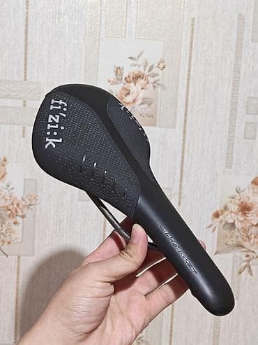 KARBON Fizik Aliante R3 Large velosiped oturacağı - Model: Fizik — 3