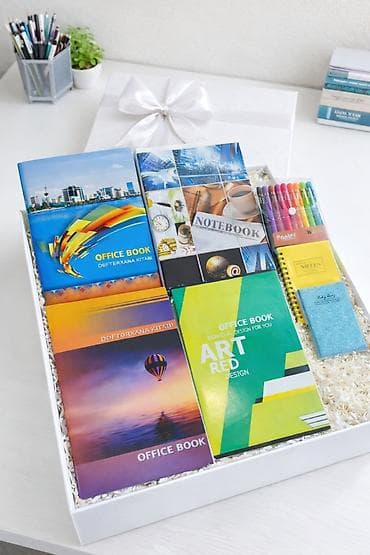 Тетради: Hədiyyəlik set. Setə 4 ədəd dəftər10ədədli rəngli qələm dəsti və 2 — 1