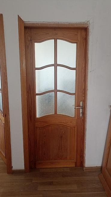 taxta lovhə: Taxta arasındaqapılar – şüşəli model - Material: tam ağac (təbii ağac — 2