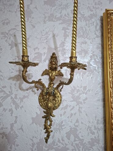 rum rəqəmləri saat: Bronzadan 2 eded qedimi divar samdanlari. cutu 250 manat — 3