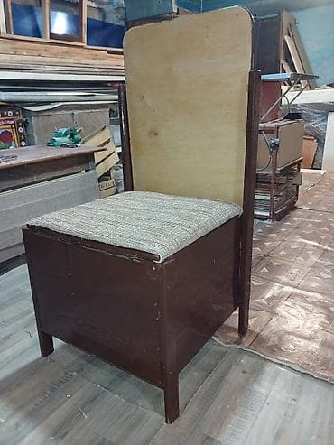 sandiq mebel: Həm oturacaq həmdə ütüləmək üçün açılıb bağlanan arxalıq. həmçinin də — 1