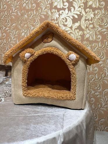 Yumşaq ev şəklində pişik/it yuvası - Material: parça və plyuş
