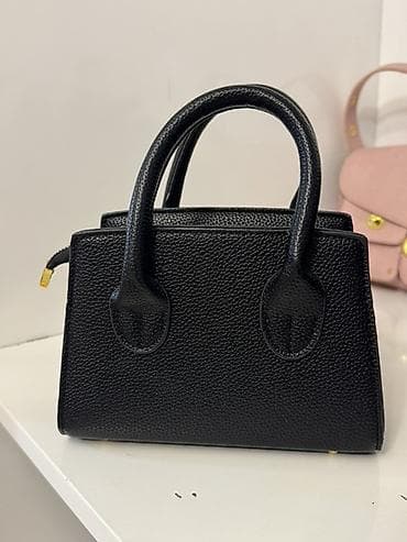 Çantalar: Qara mini əl çantası təzə alınıb mini boydu - Material: teksturalı — 2