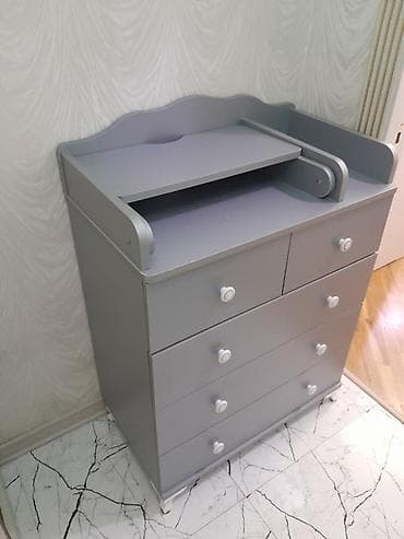 moms: UŞAQ MEBELİ 
SATILIR QIRIĞI-ÇIXIĞI YOXDU 
ENDİRİM YOXDU SON QİYMƏTDİ — 1
